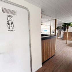 Catamaran Cala San Vicente Barcelona 4