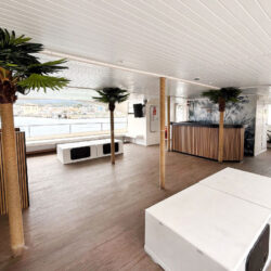 Catamaran Cala San Vicente Barcelona 5