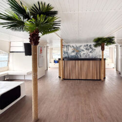 Catamaran Cala San Vicente Barcelona 9