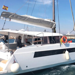 Tur Tur Nautitech 40 Barcelona