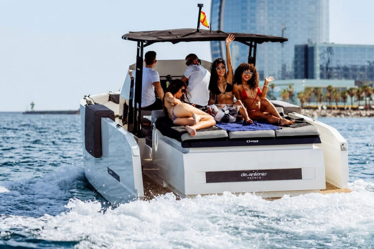 Motorboat De Antonio D28 Barcelona 13