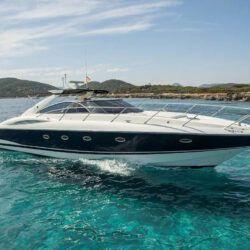 yacht Sunseeker Camargue 52 Barcelona 2