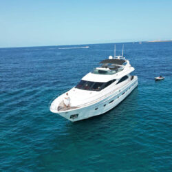 Yate Astondoa 82 GLX Barcelona 35