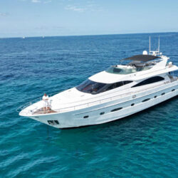 Yate Astondoa 82 GLX Barcelona 36