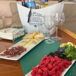 rent yacht Azimut 46 Barcelona 40