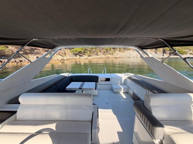 Pershing 45 Yacht 15