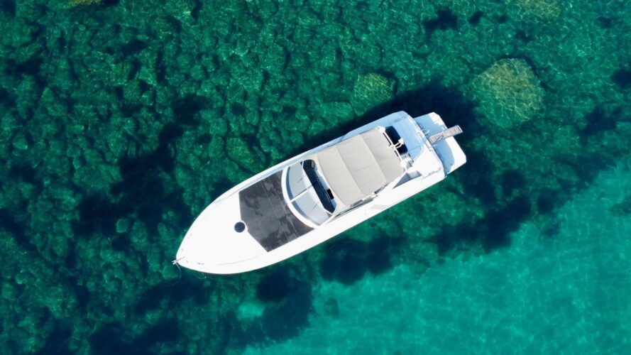 Pershing 45 Yacht 16