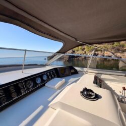 Pershing 45 Yacht 19