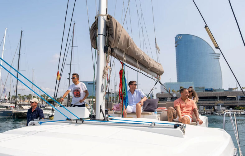 catamaran Bali Catspace Barcelona 1