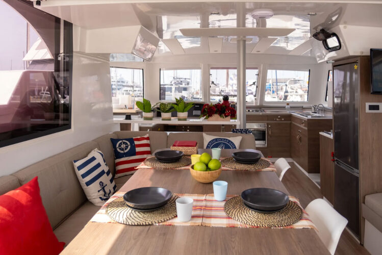 catamaran Bali Catspace Barcelona 4