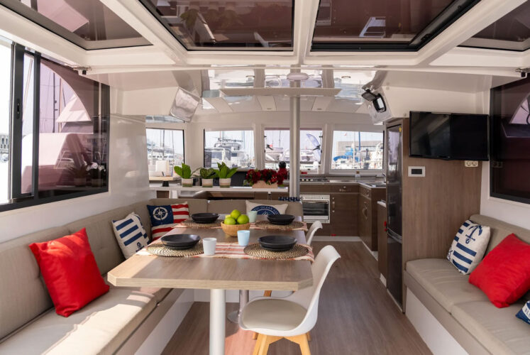 catamaran Bali Catspace Barcelona 5