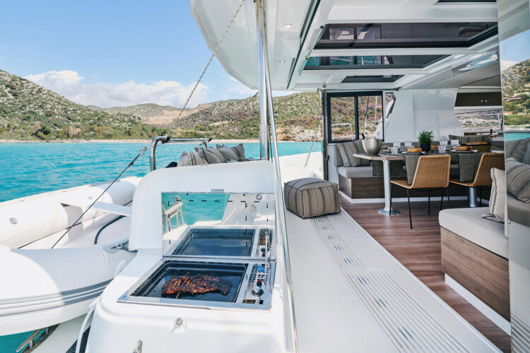 Bali 4-2 Manuela Barcelona 12