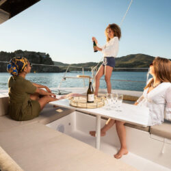 Bali 4-2 Manuela Barcelona 25