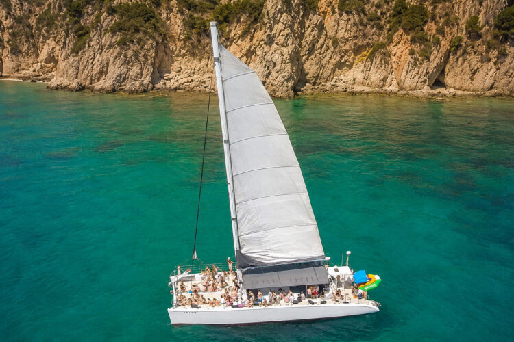 Catamaran CAT 97 Blanes 10