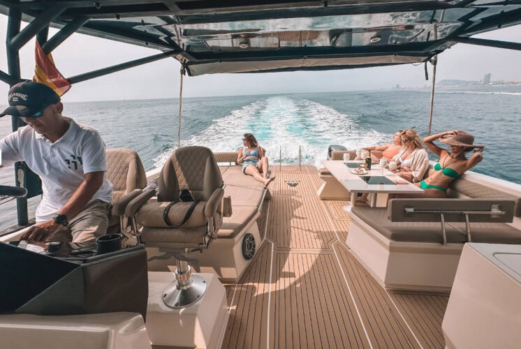 Catamaran Astilux Alexa 37 Barcelona 19