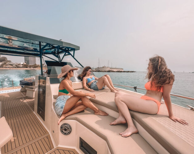 Catamaran Astilux Alexa 37 Barcelona 5