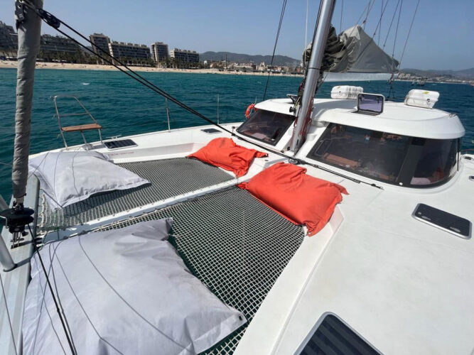 Catamaran Nautitech 40 Barcelona 20