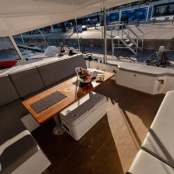 Catamaran Nautitech 40 Barcelona 26