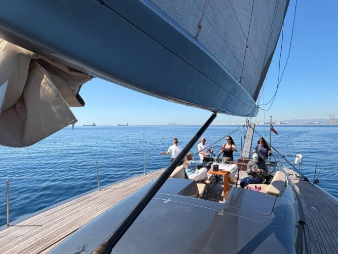 Sailboat Maxi Dolphin 65 Barcelona 25