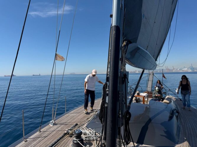 Sailboat Maxi Dolphin 65 Barcelona 26