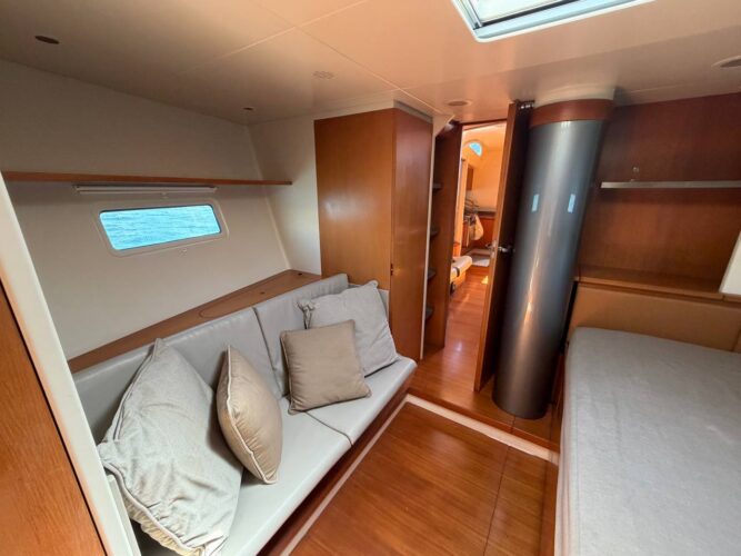 Sailboat Maxi Dolphin 65 Barcelona 31