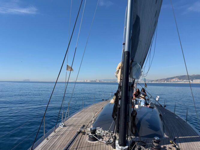 Sailboat Maxi Dolphin 65 Barcelona 36