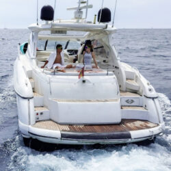 yacht Sunseeker Camargue 50 Barcelone 12