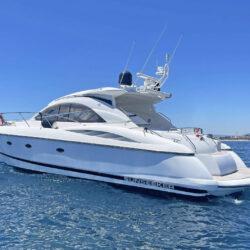 yacht Sunseeker Camargue 50 Barcelone 15
