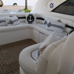 yacht Sunseeker Camargue 50 Barcelone 21