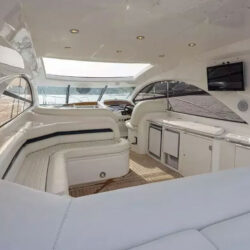 yacht Sunseeker Camargue 50 Barcelone 22