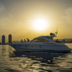yacht Sunseeker Camargue 50 Barcelone 3