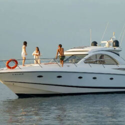 yacht Sunseeker Camargue 50 Barcelone 5