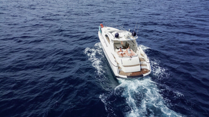 yacht Sunseeker Camargue 50 Barcelone 6