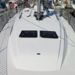 Sailboat Bavaria Cruiser 46 Barcelona 11