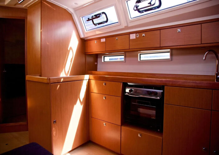 Sailboat Bavaria Cruiser 46 Barcelona 2