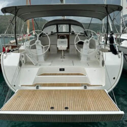 Sailboat Bavaria Cruiser 46 Barcelona 3
