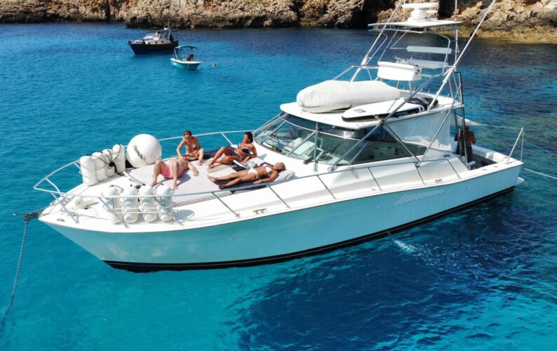 Yacht Viking 43 Barcelona 7
