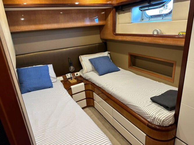 yacht Maiora 20 Barcelona 9