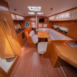 Velero Bavaria 40 Miss Money Penny Barcelona 3