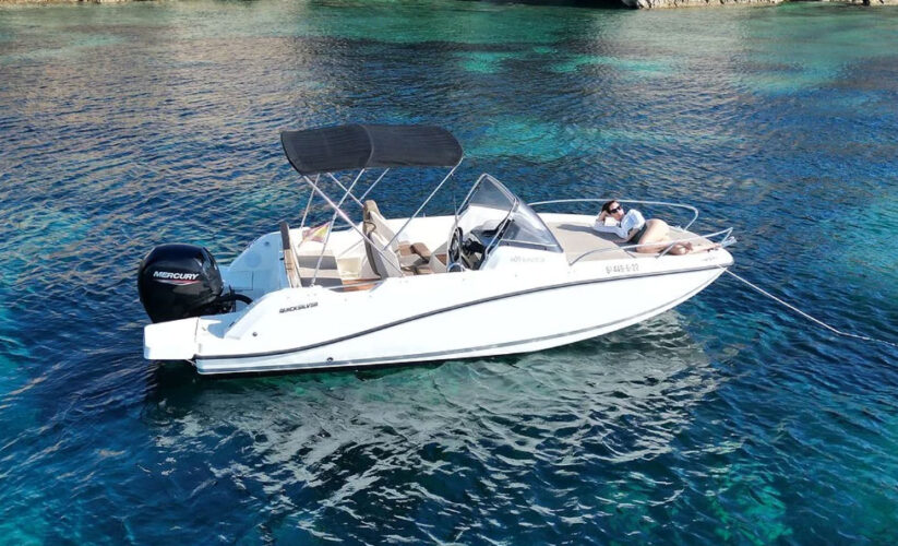 Motorboat Quicksilver 605 Sundeck Barcelona 4