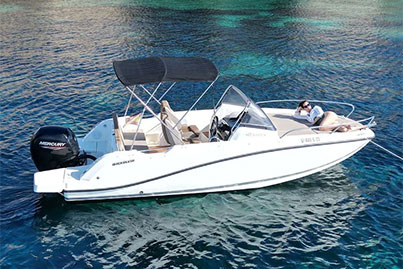 Location de bateau à moteur Quicksilver 605 Sundeck Barcelone