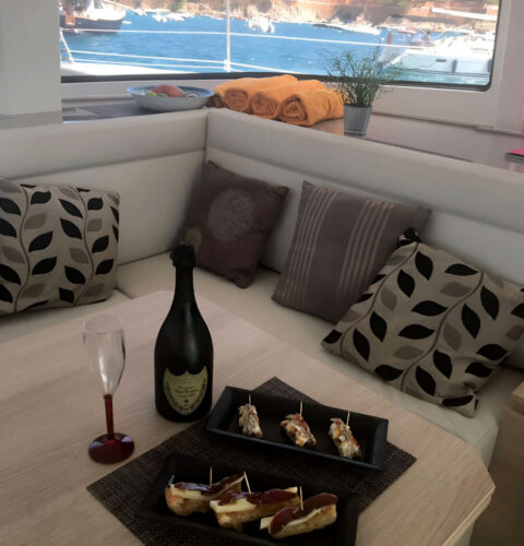 Catamaran Bali 4.3 Barcelona 12