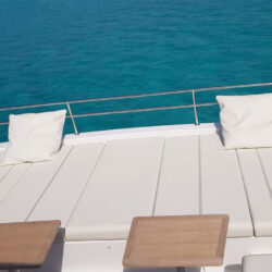 Catamaran Bali 4.3 Barcelona 17