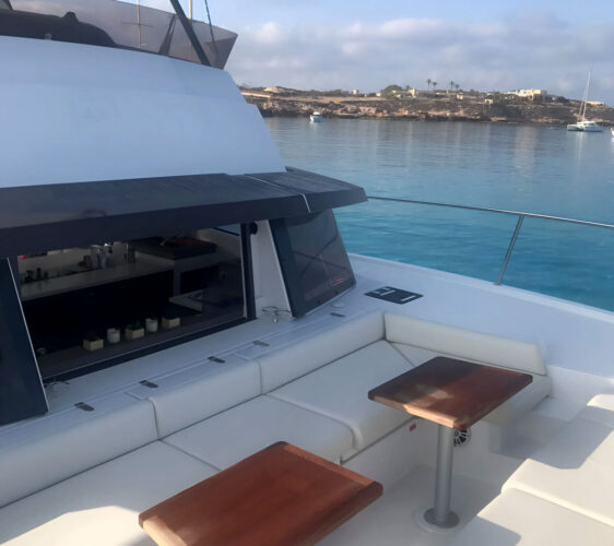 Catamaran Bali 4.3 Barcelona 8
