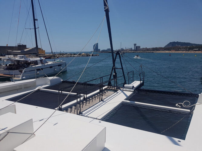 Catamaran CAT 115 Barcelona 1