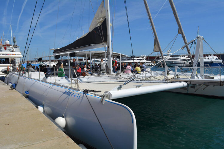 Catamaran CAT 125 Blanes 15