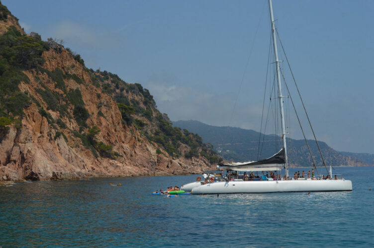 Catamaran CAT 125 Blanes 5
