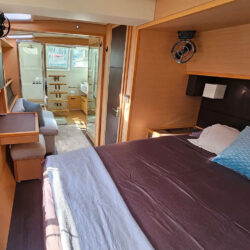 Catamaran Lagoon 630 Barcelona 10