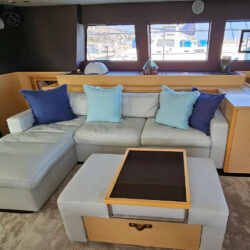 Catamaran Lagoon 630 Barcelona 22