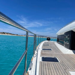 Catamaran Lagoon 630 Barcelona 3